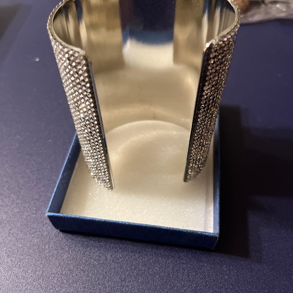 Bling!! Rhinestone Cuff.. - Picture 2 of 3